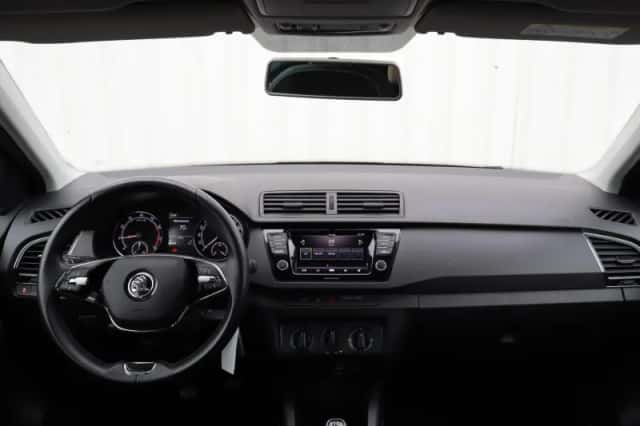 Škoda Fabia (2021) thumbnail 5