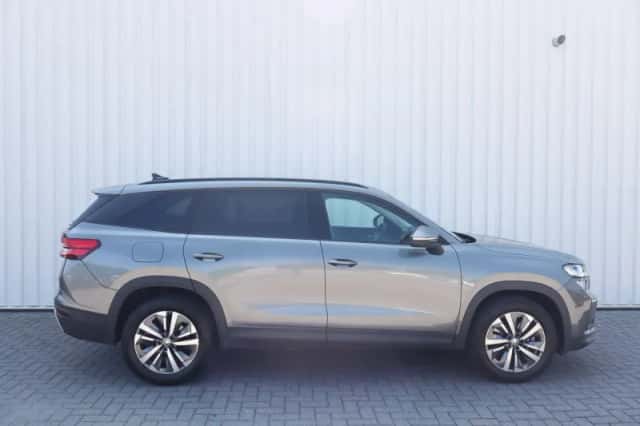 Škoda Kodiaq (2024) thumbnail 3