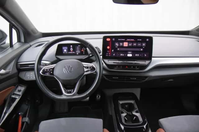 Volkswagen ID.4 (2020) thumbnail 5