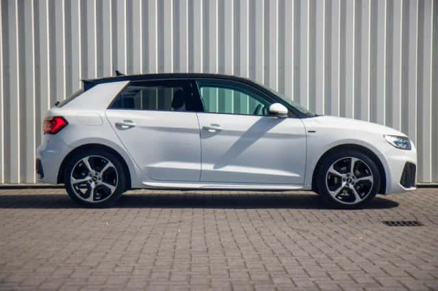 Audi A1 (2022) thumbnail 3