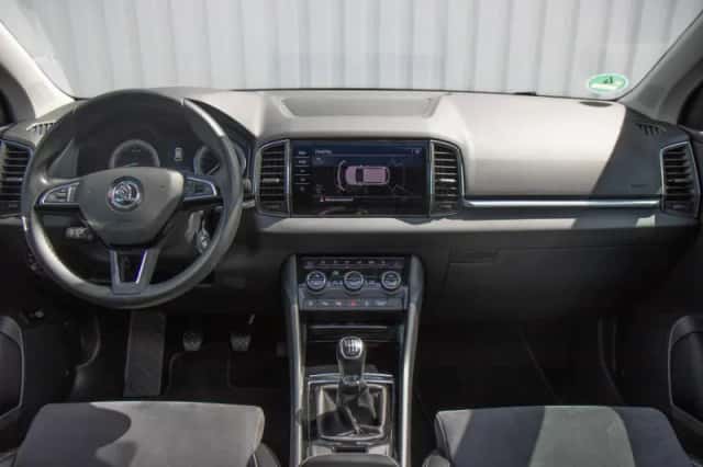 Škoda Karoq (2018) thumbnail 5
