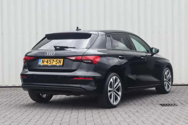 Audi A3 (2022) thumbnail 2