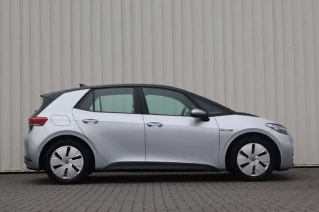 Volkswagen ID.3 (2020) thumbnail 3