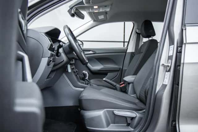Volkswagen T-Cross (2021) thumbnail 4