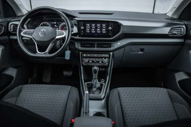 Volkswagen T-Cross (2021) thumbnail 5