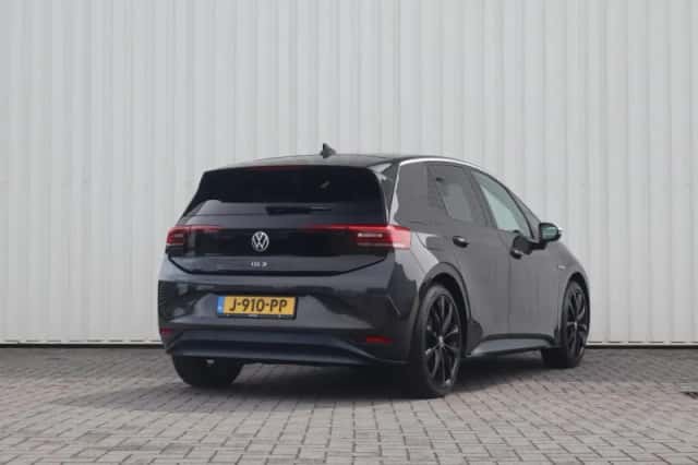 Volkswagen ID.3 (2020) thumbnail 2