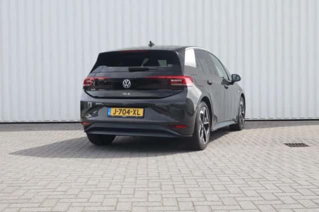 Volkswagen ID.3 (2020) thumbnail 2