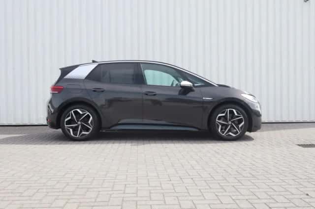 Volkswagen ID.3 (2020) thumbnail 3