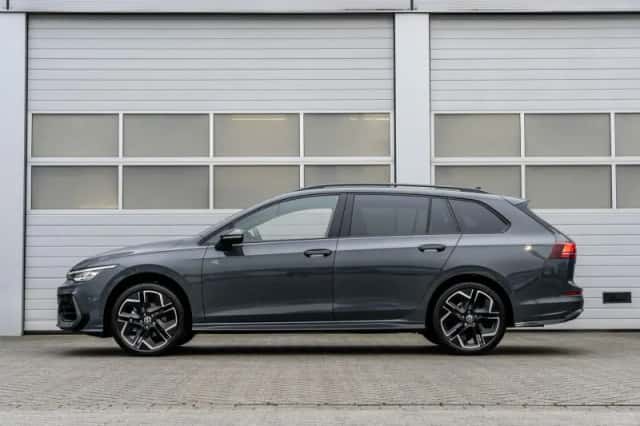 Volkswagen Golf (2025) thumbnail 11