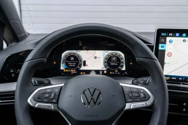 Volkswagen Golf (2025) thumbnail 22