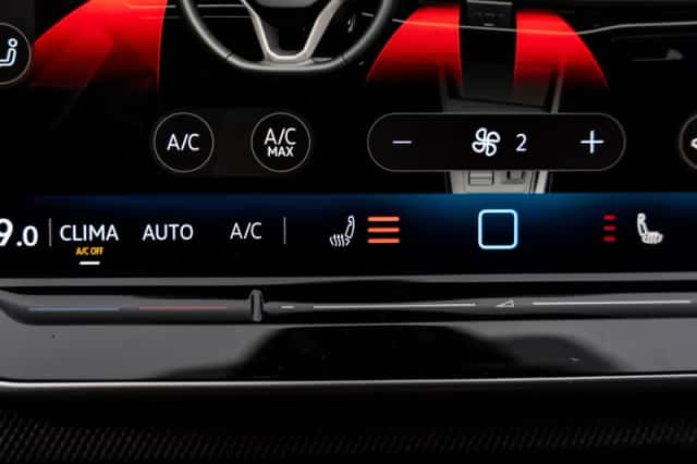 Volkswagen Golf (2025) thumbnail 27