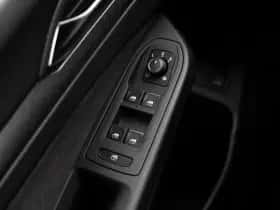 Volkswagen Golf (2025) thumbnail 33