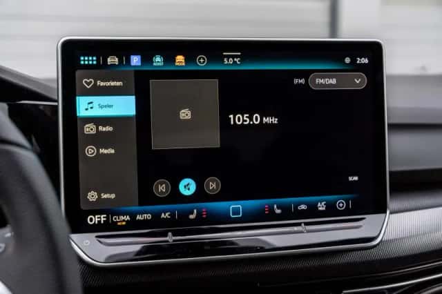 Volkswagen Golf (2025) thumbnail 42