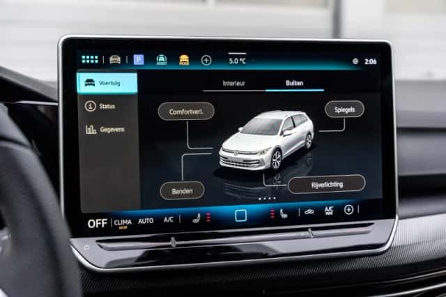 Volkswagen Golf (2025) thumbnail 43