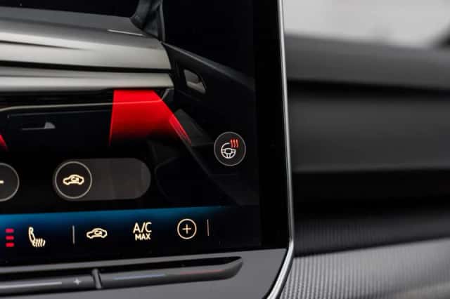 Volkswagen Golf (2025) thumbnail 50