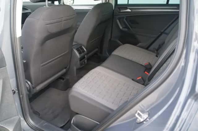 Volkswagen Tiguan (2023) thumbnail 18