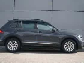 Volkswagen Tiguan (2023) thumbnail 3