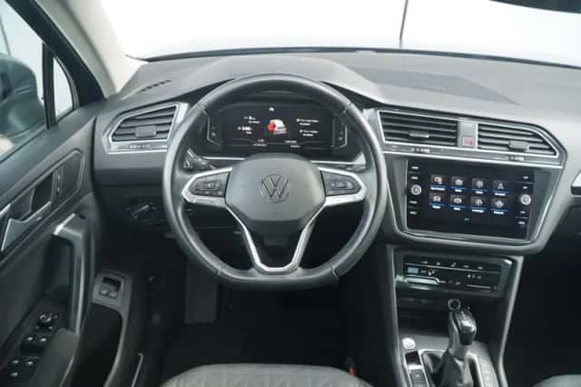 Volkswagen Tiguan (2023) thumbnail 21