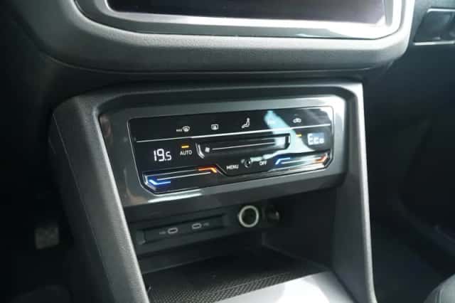Volkswagen Tiguan (2023) thumbnail 28