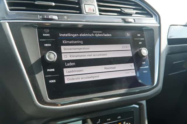 Volkswagen Tiguan (2023) thumbnail 37