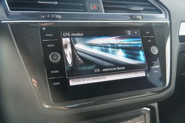Volkswagen Tiguan (2023) thumbnail 38