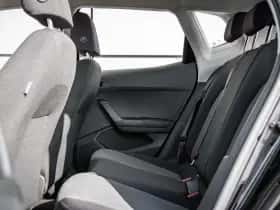 SEAT Arona (2022) thumbnail 17