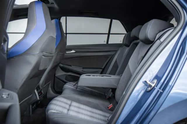 Volkswagen Golf (2025) thumbnail 14