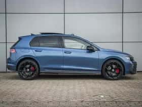 Volkswagen Golf (2025) thumbnail 3
