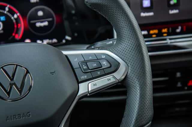 Volkswagen Golf (2025) thumbnail 21