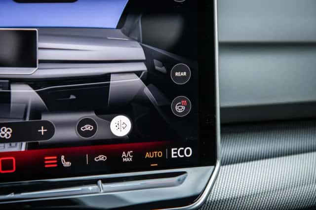 Volkswagen Golf (2025) thumbnail 26
