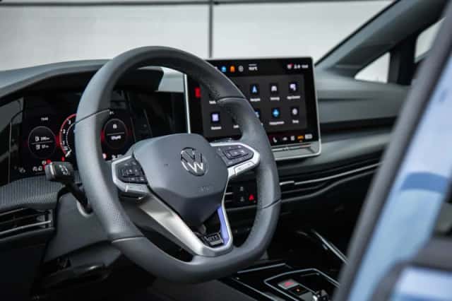 Volkswagen Golf (2025) thumbnail 29