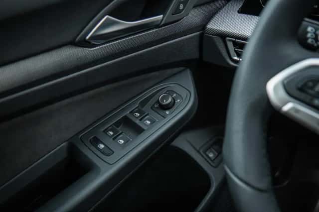 Volkswagen Golf (2025) thumbnail 34