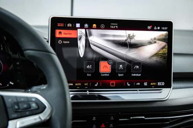 Volkswagen Golf (2025) thumbnail 46
