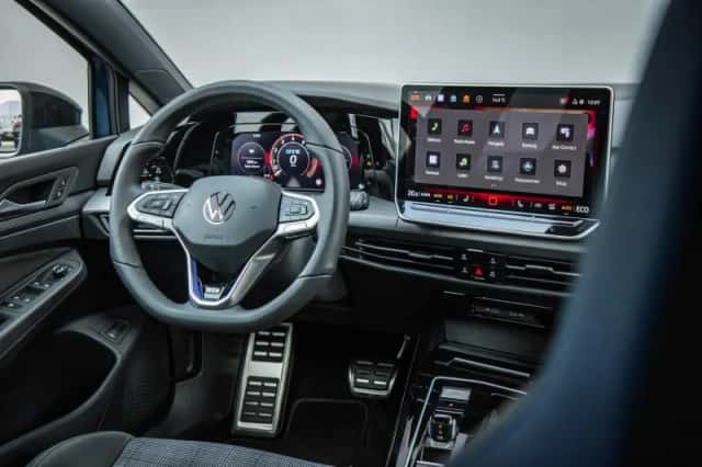 Volkswagen Golf (2025) thumbnail 50