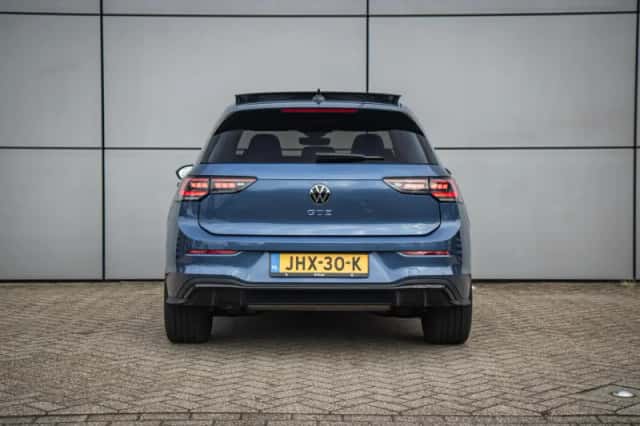 Volkswagen Golf (2025) thumbnail 9