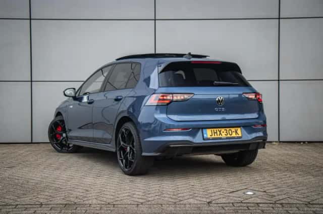 Volkswagen Golf (2025) thumbnail 10