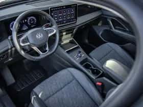 Volkswagen Tiguan (2025) thumbnail 18
