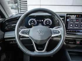 Volkswagen Tiguan (2025) thumbnail 32