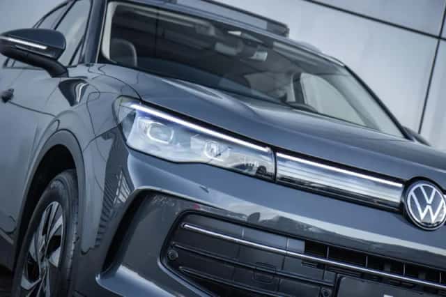 Volkswagen Tiguan (2025) thumbnail 8