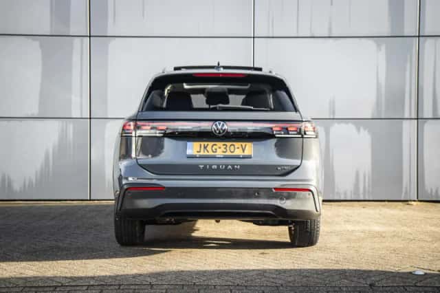 Volkswagen Tiguan (2025) thumbnail 10
