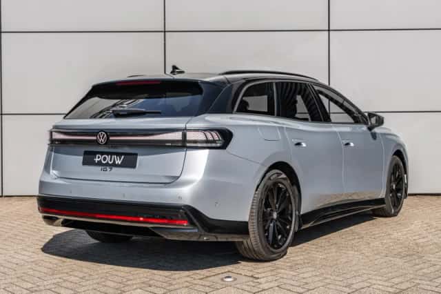 Volkswagen ID.7 (2026) thumbnail 2