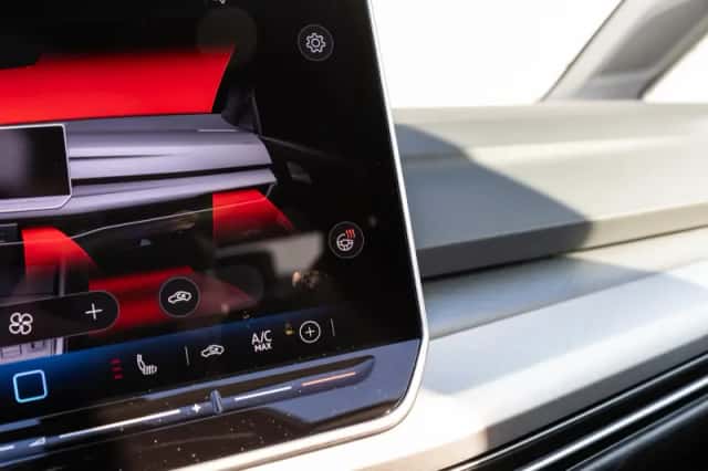 Volkswagen Golf (2026) thumbnail 35