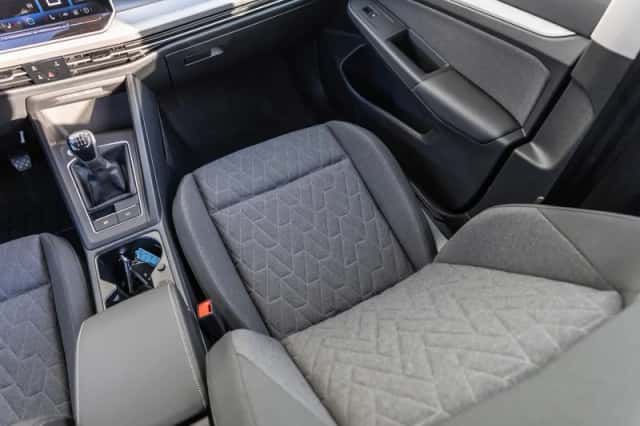 Volkswagen Golf (2026) thumbnail 40