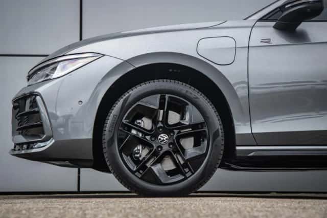 Volkswagen Passat (2026) thumbnail 13