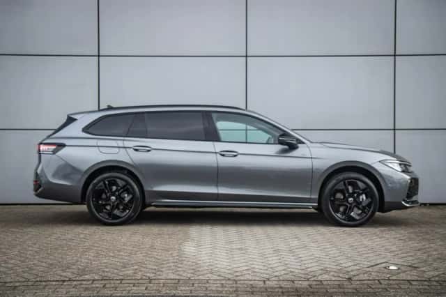Volkswagen Passat (2026) thumbnail 3