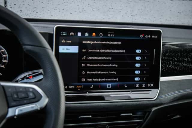 Volkswagen Passat (2026) thumbnail 35