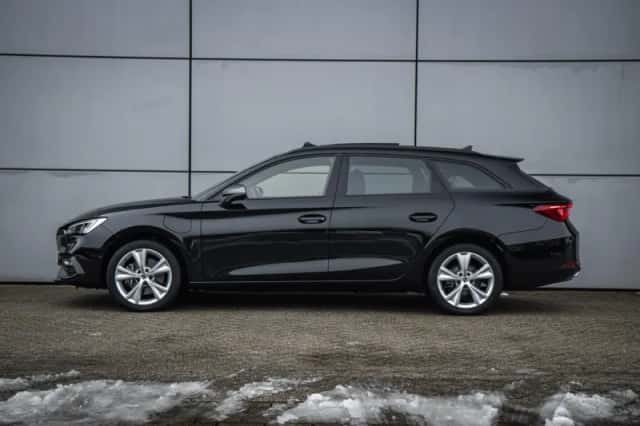 SEAT Leon Sportstourer (2025) thumbnail 13