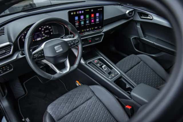 SEAT Leon Sportstourer (2025) thumbnail 18