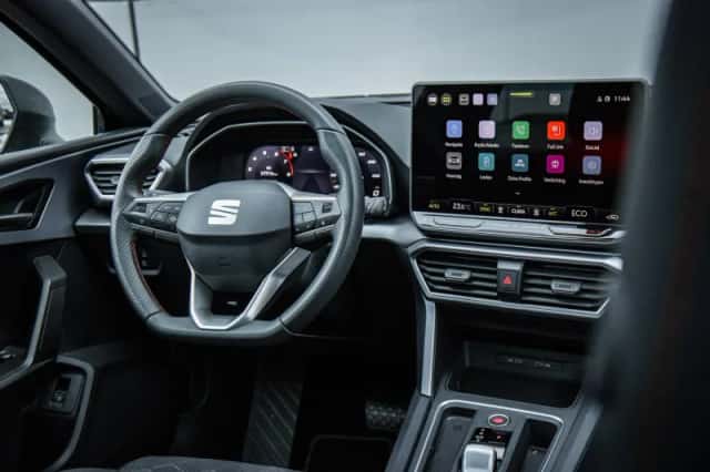 SEAT Leon Sportstourer (2025) thumbnail 44