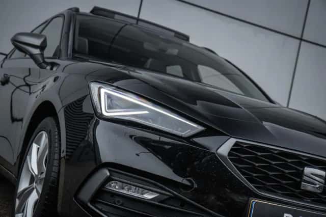 SEAT Leon Sportstourer (2025) thumbnail 9